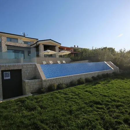 Infinity Villa