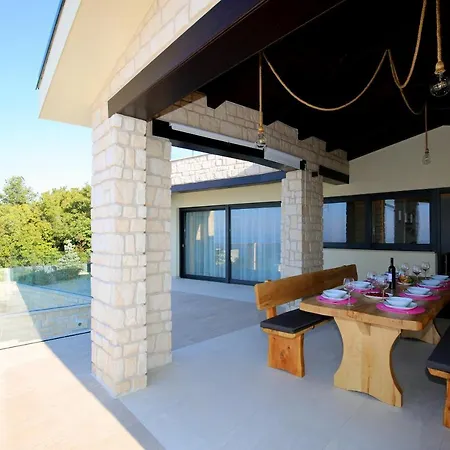 别墅 Infinity Šmrika